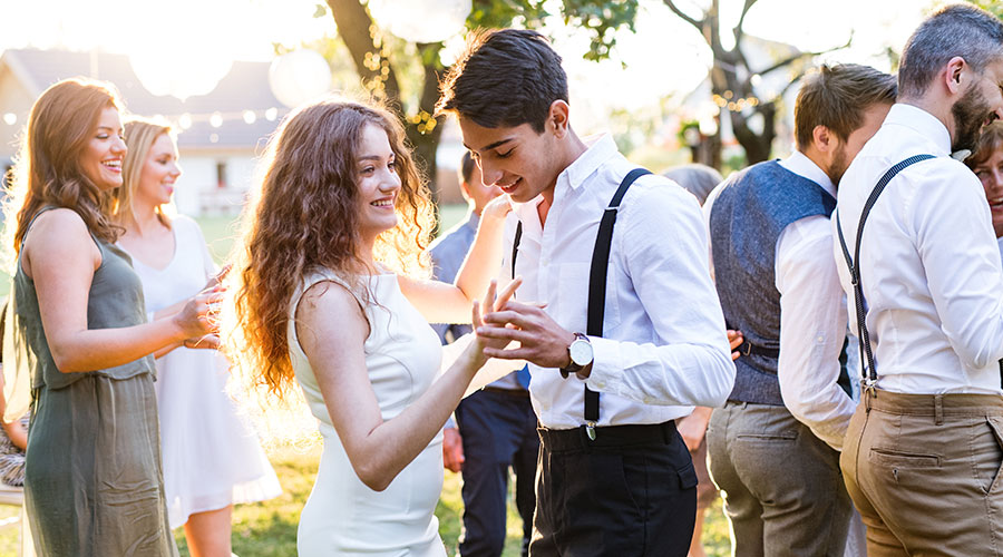 Blog Verlobungskleid Beitragsbild